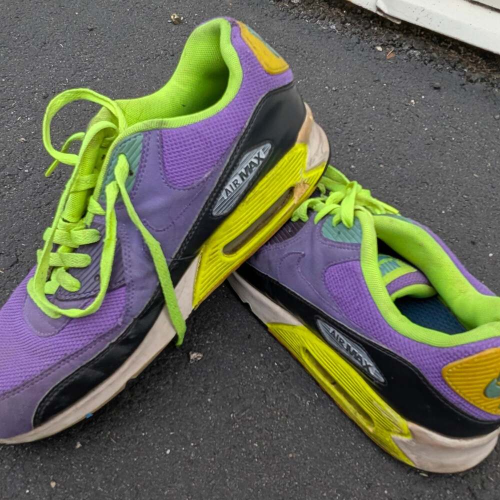 Nike Air Max 90 Essential Hyper Grape / Volt